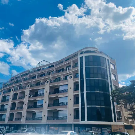 Golden Sea View New Поморие