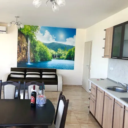 Golden Sea View New * Поморие