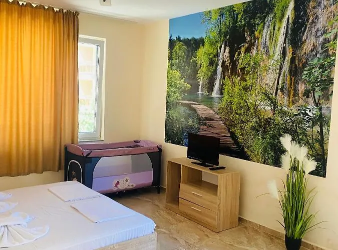 Golden Sea View New Apartman *