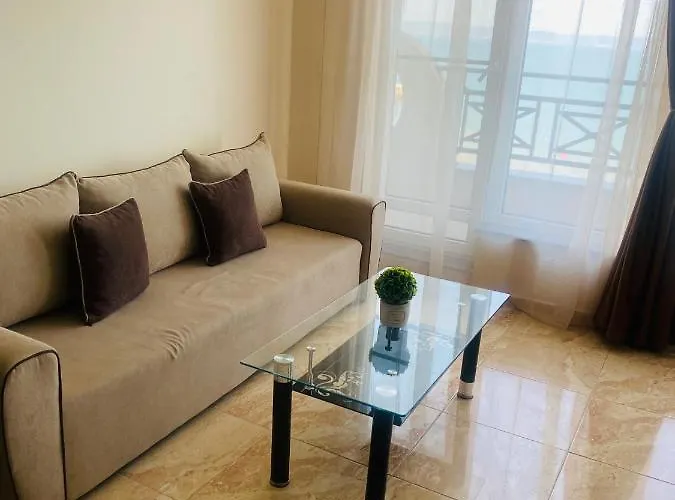 Apartment Golden Sea View New Pomorie