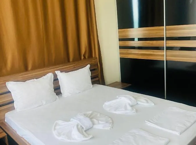 Golden Sea View New Apartman *