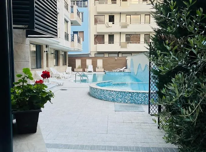 Golden Sea View New Apartment Pomorie