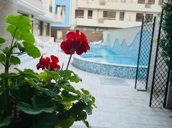 Apartment Golden Sea View New Pomorie