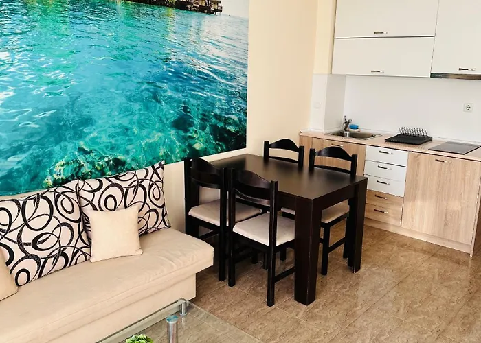 Golden Sea View New *